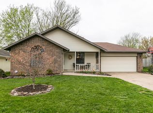 249 S Foster Ave, Springfield, MO 65802