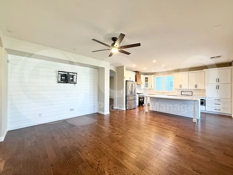 14581 W Banff Ln — Photo 4