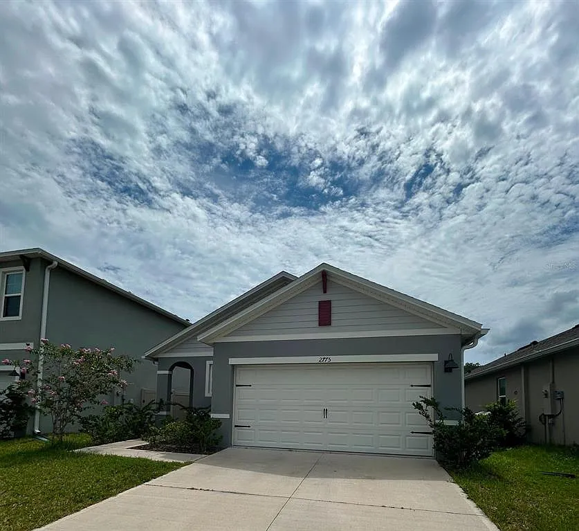 3 bed, 2.0 bath, 1501 sqft, $2,250 — Photo 1