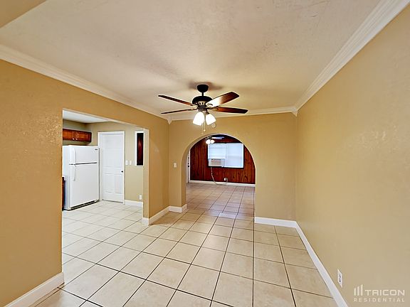 4th image of 6271 NW 14th Pl