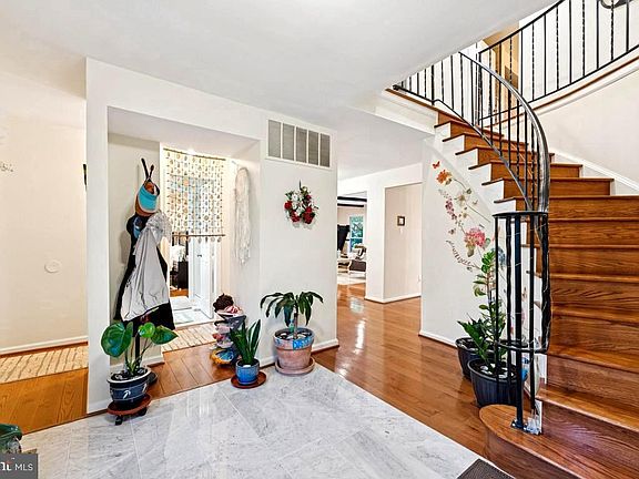 2nd image of 6625 Weatheford Ct