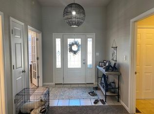 3401 NW 49th St, Topeka, KS 66618