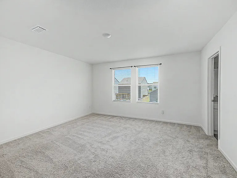 4418 Ocean Farm Dr — Photo 10