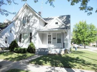 148 W Jefferson St, Burlington, WI 53105
