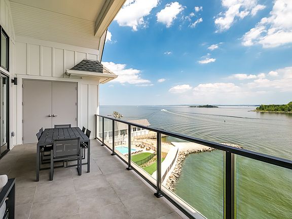 780 Daven port Ave Unit 8 (39of55) - Copy.jpg