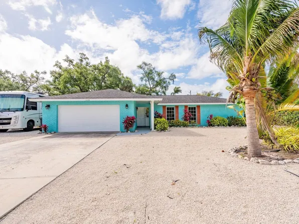 1133 Montezuma Dr, Bradenton, FL 34209
