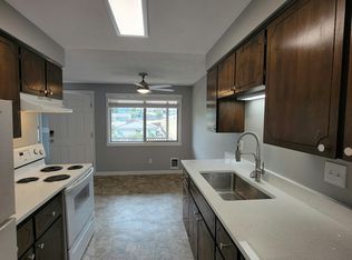 180 SE 3rd St #B, Clatskanie, OR 97016