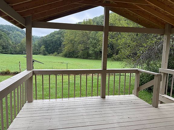 2nd image of 456 Walker Creek Rd