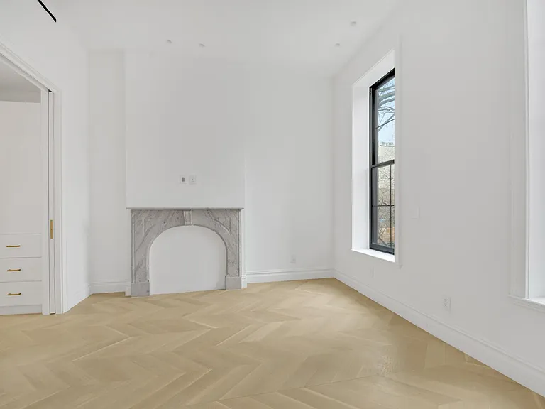 261 Clifton Pl #1 — Photo 19