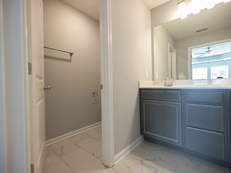 5740 Cloverwood Dr — Photo 26