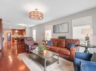 19 Boyden Ave, Maplewood, NJ 07040