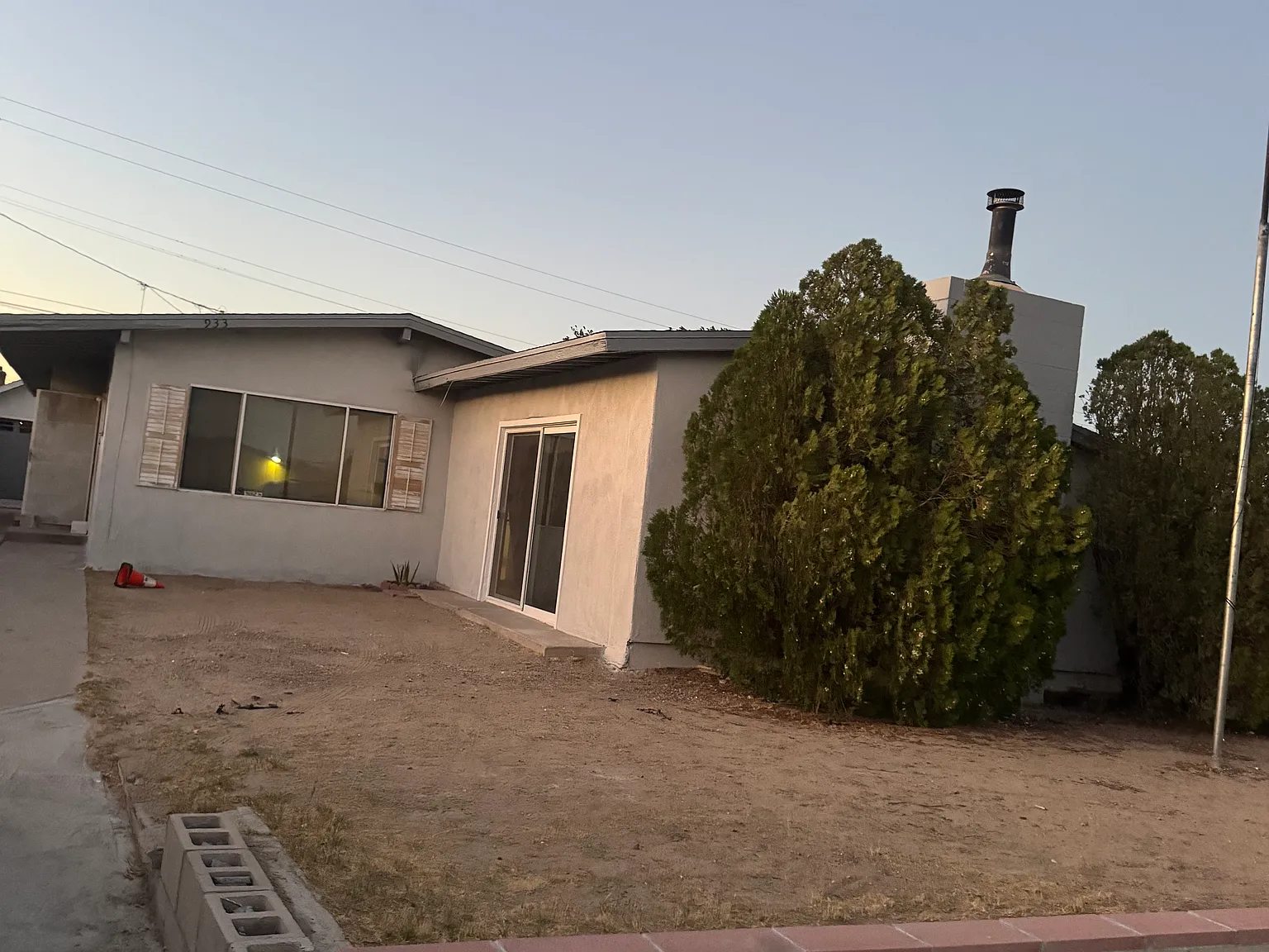 5 bed, 3000 sqft, $2,799 — Photo 2