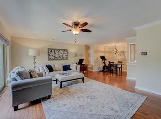 827 Creekside Dr #2, Memphis, TN 38117