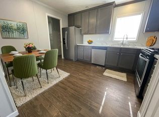 38000 Le Chateau Blvd #356, Clinton Township, MI 48038