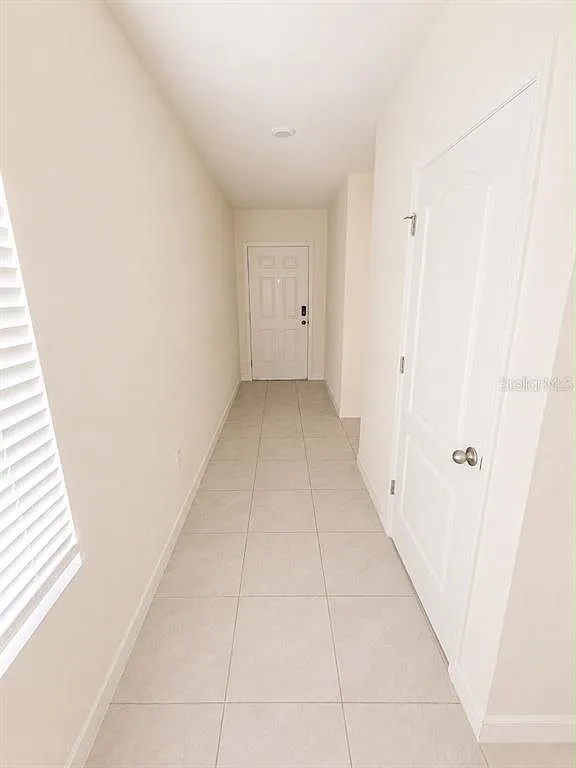 4 bed, 2.0 bath, 1720 sqft, $2,450 — Photo 4