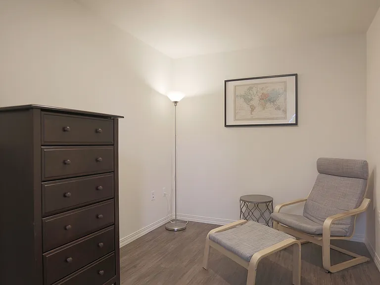 7180 N Leavitt Ave — Photo 30