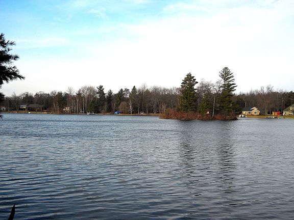 4th image of Lakewood Drive #197