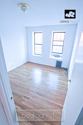 Rented by Jonis Realty | media 5