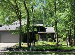 410 Creek Bend Dr, Newark, DE 19711