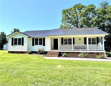 147 Dutchman Rd, Harmony, NC, 28634