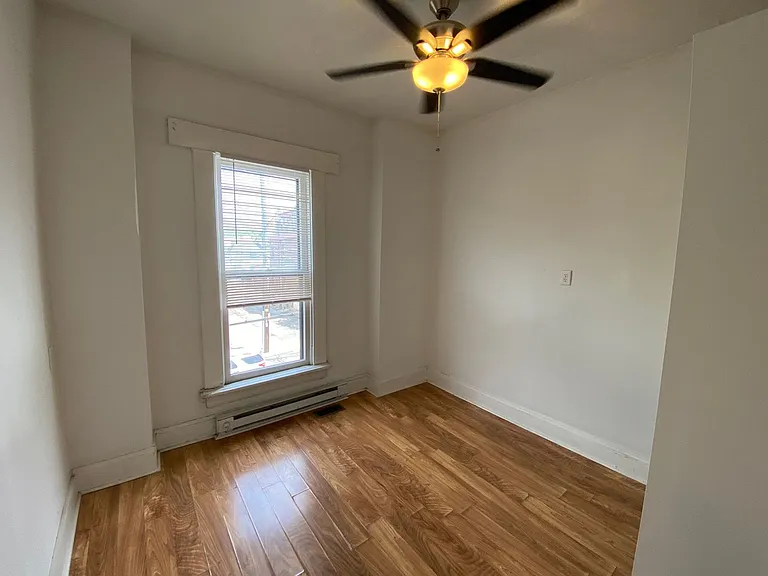 Neil Ave 1260 GW2 — Photo 11