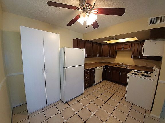 4th image of 700 W University Dr Unit 118