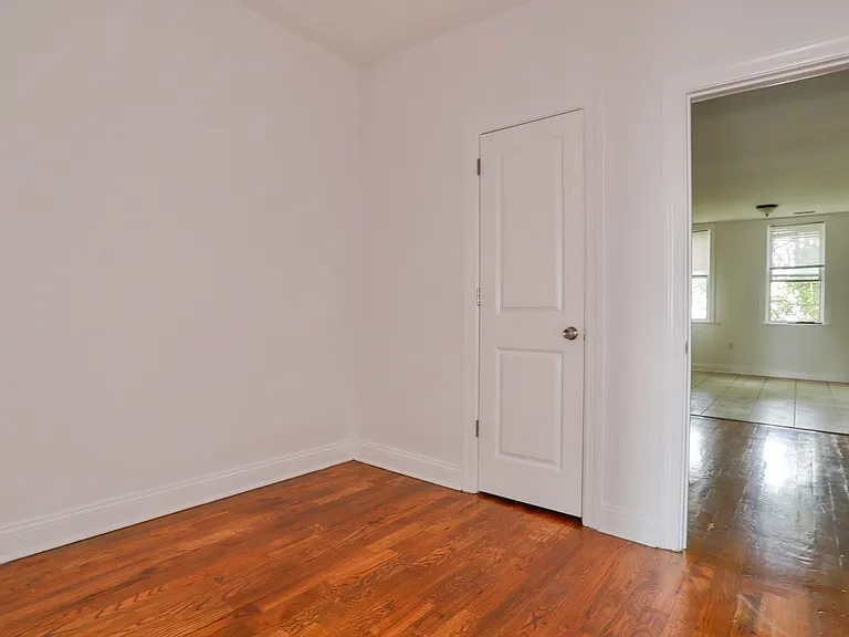 272 Grant Ave #2 — Photo 8