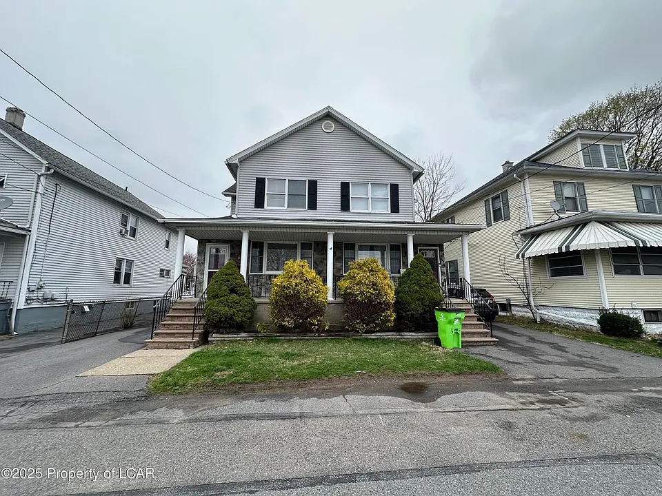 326 Chase St #1