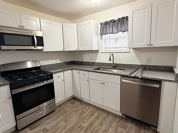 5th image of 317 10th Ave