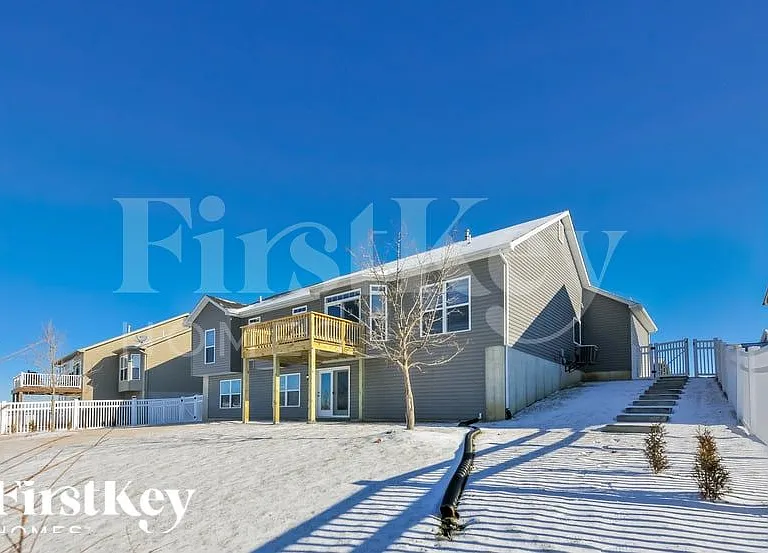 221 Lonepine Dr — Photo 14