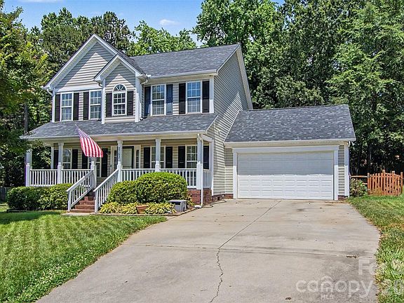 2nd image of 2762 Island Point Dr NW