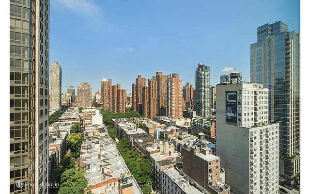 Rented by Douglas Elliman | media 8