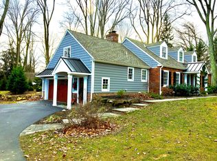 30 Steeplechase Rd, Devon, PA 19333