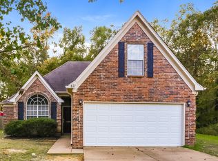 871 Galyon Dr, Southaven, MS 38671