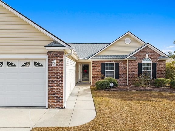 2nd image of 800 Sultana Dr.