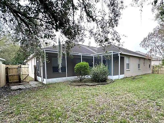5th image of 7217 Colonial Lake Dr