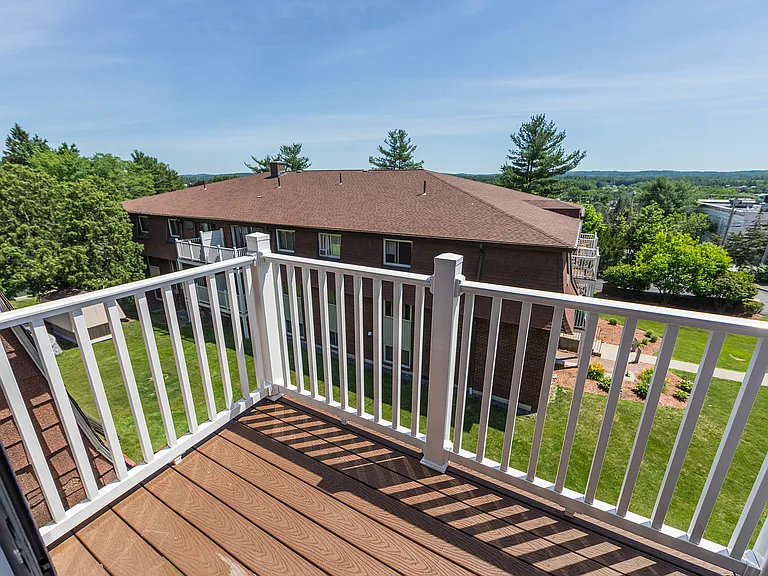 Pheasant Run Apartments — Photo 7