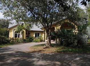 15423 SW 210th St, Miami, FL 33187