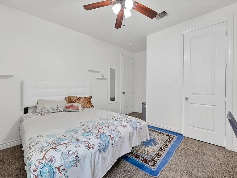 6515 Sterling Shores Ln — Photo 37