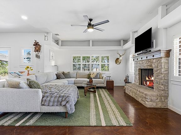 2nd image of 8252 Money Ln