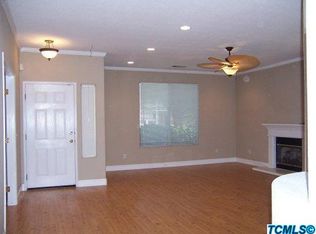 4821 W Russell Ct, Visalia, CA 93277