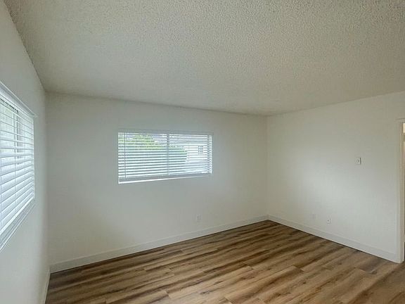 5th image of 4200-4212 E 10th St #4