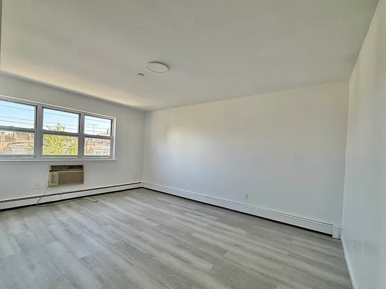 90-23 51st Ave #3 — Photo 7