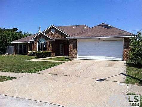 1st image of 600 Thorton Ct