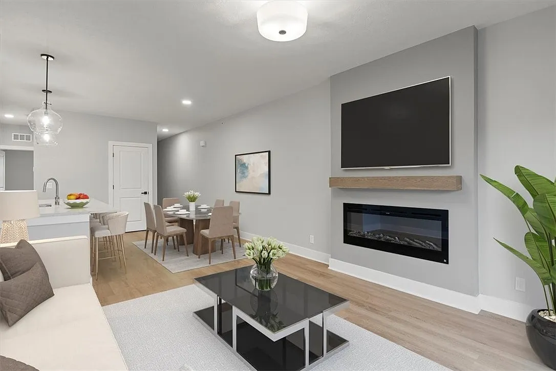 2 bed, 2.0 bath, 1136 sqft, $2,730 — Photo 2