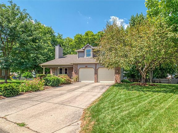 3rd image of 3212 Summerfield Cir