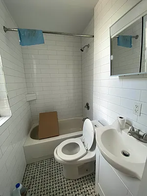 Rented by Crosstown Apartments NYC | media 9