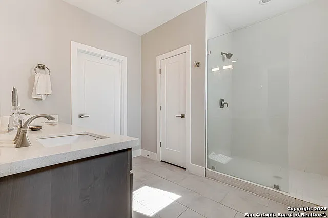 203 Nogalitos St #5 — Photo 20