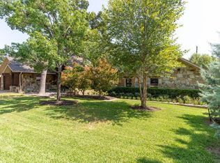 3418 Lakeridge Dr, Grapevine, TX 76051