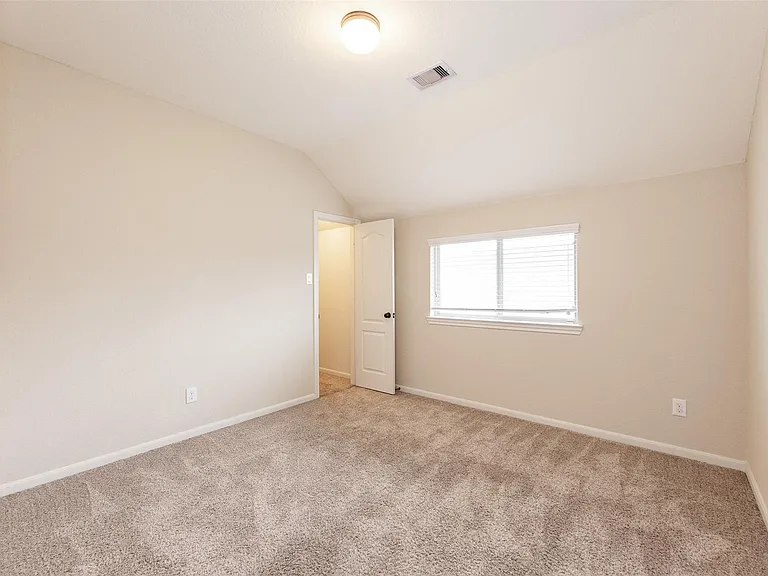 24943 Blue Mountain Park Ln — Photo 33